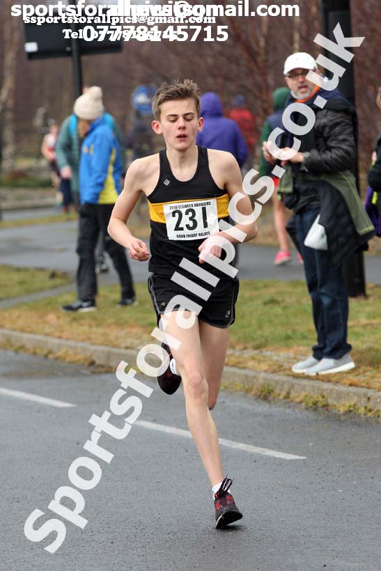 Boys and Girls under-15s Good Friday Elswick Harriers Relay, Newburn, Newcastle. Photo: David T. Hewitson/Sports for All Pics